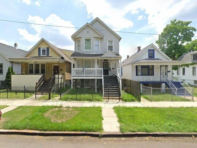 House image located at Chicago, IL 60620