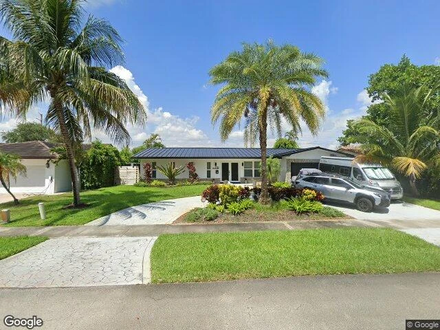 House image located at Hollywood, FL 33021