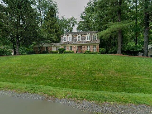 House image located at Fairfax, VA 22030