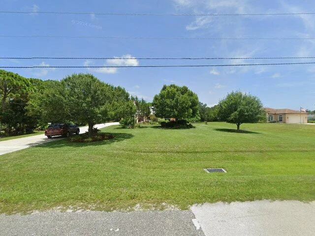 House image located at Fort Pierce, FL 34982