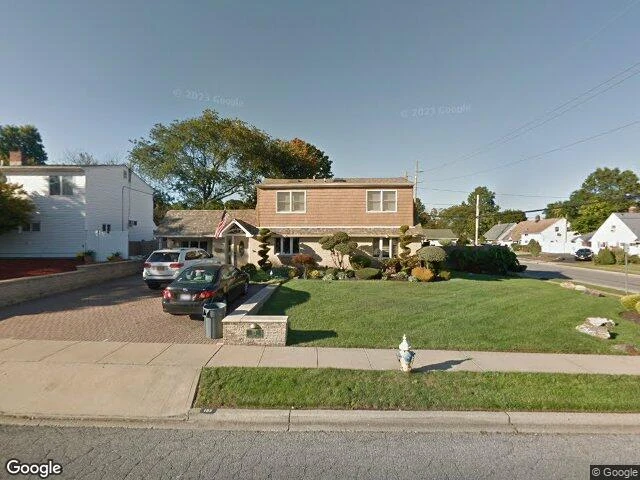 House image located at Levittown, NY 11756