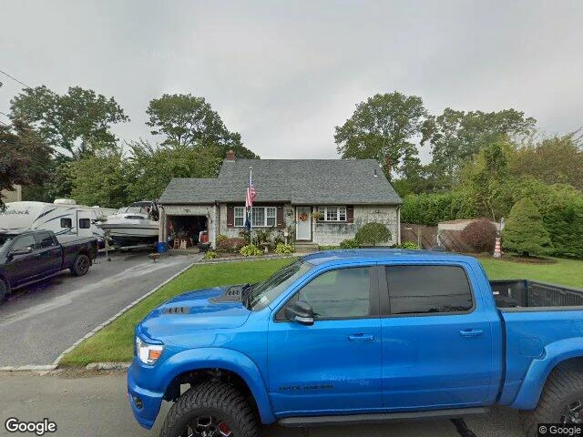 House image located at North Babylon, NY 11703