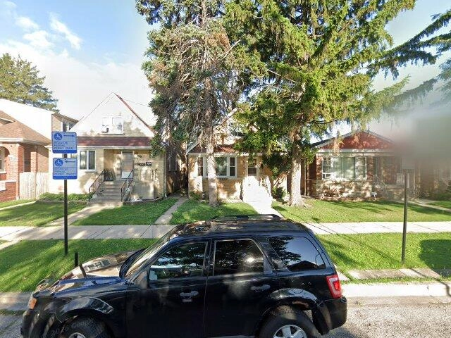 House image located at Chicago, IL 60629