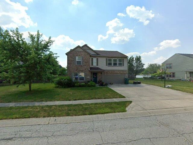 House image located at Brownsburg, IN 46112