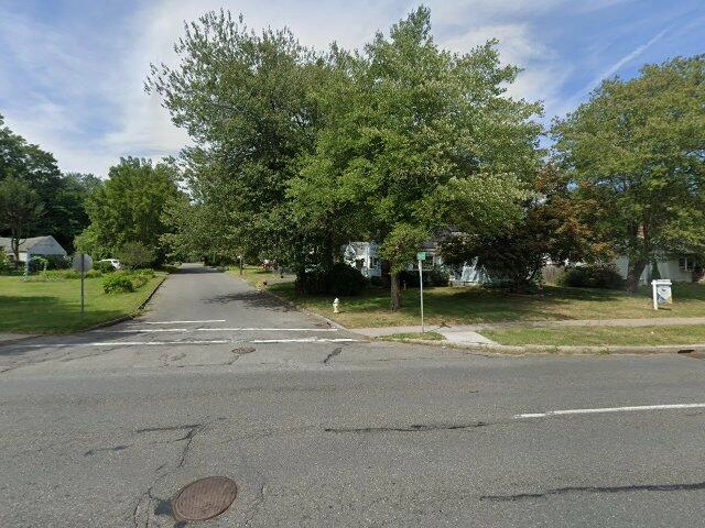 House image located at Lansing, MI 48912