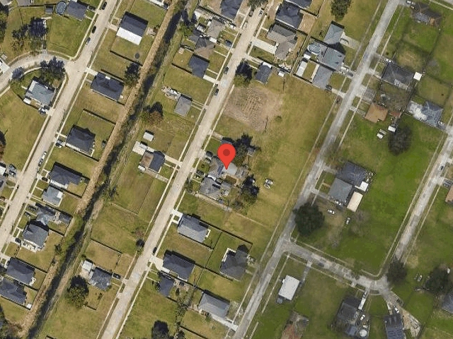 House image located at Arabi, LA 70032