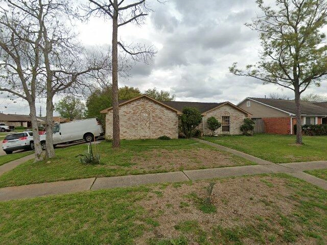 House image located at Houston, TX 77083