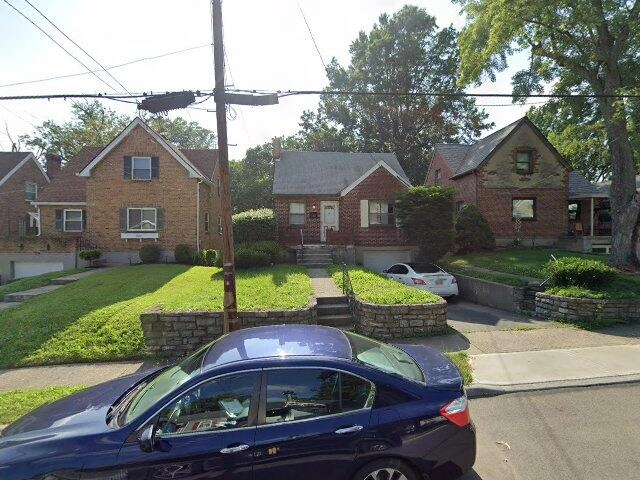 House image located at Cincinnati, OH 45237