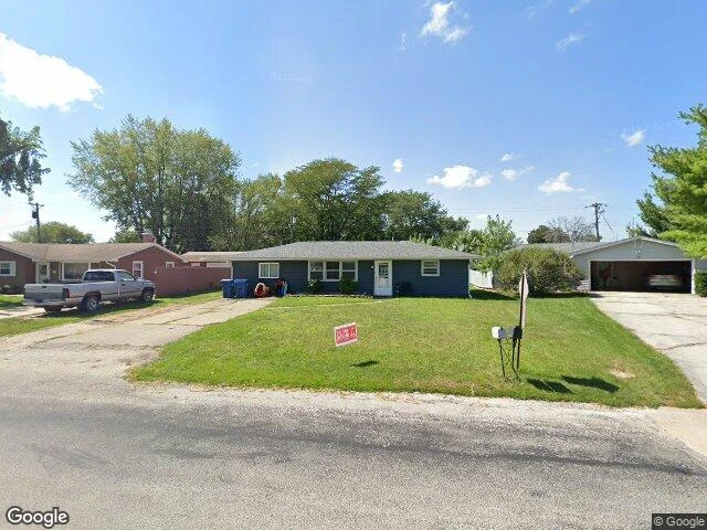 House image located at Silvis, IL 61282