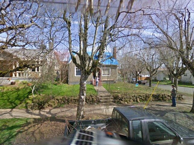 House image located at Portland, OR 97212