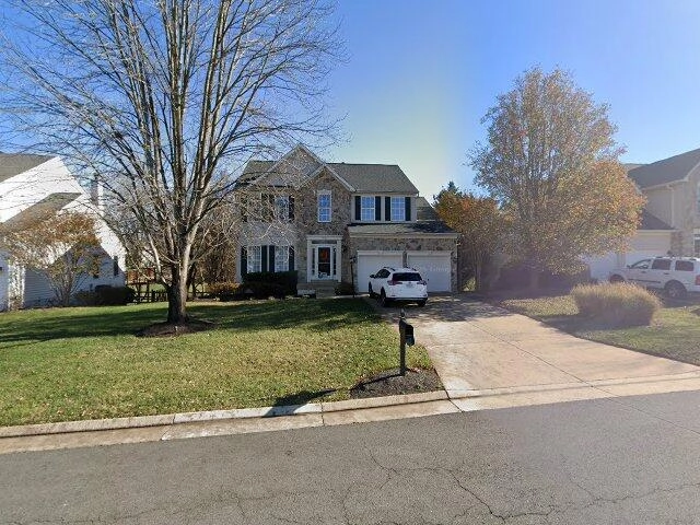 House image located at Leesburg, VA 20176