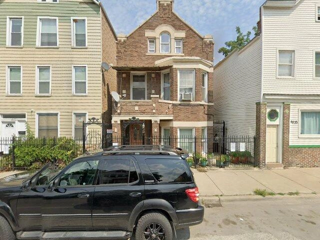 House image located at Chicago, IL 60609