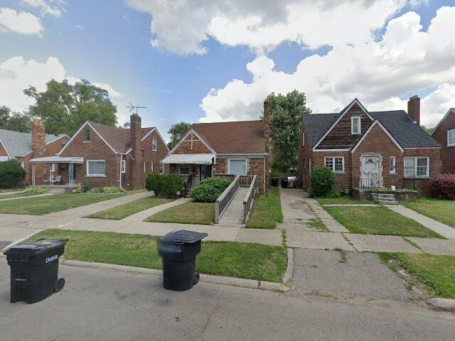 House image located at Detroit, MI 48227