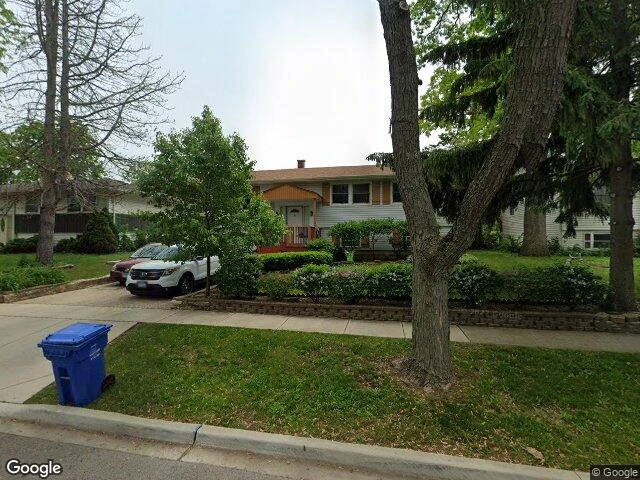 House image located at Carpentersville, IL 60110