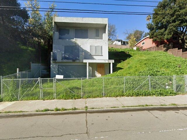 House image located at Oakland, CA 94619