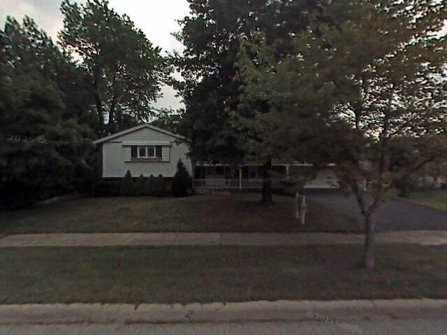 House image located at South Holland, IL 60473