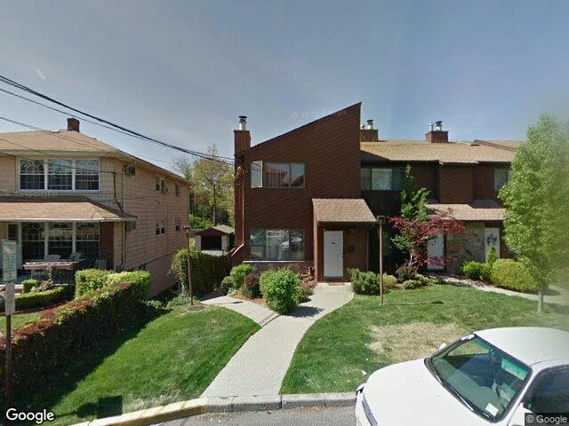 House image located at Fort Lee, NJ 07024