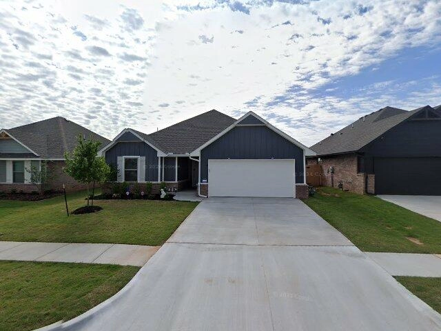 House image located at Yukon, OK 73099