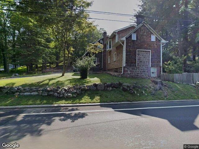 House image located at Saddle River, NJ 07458