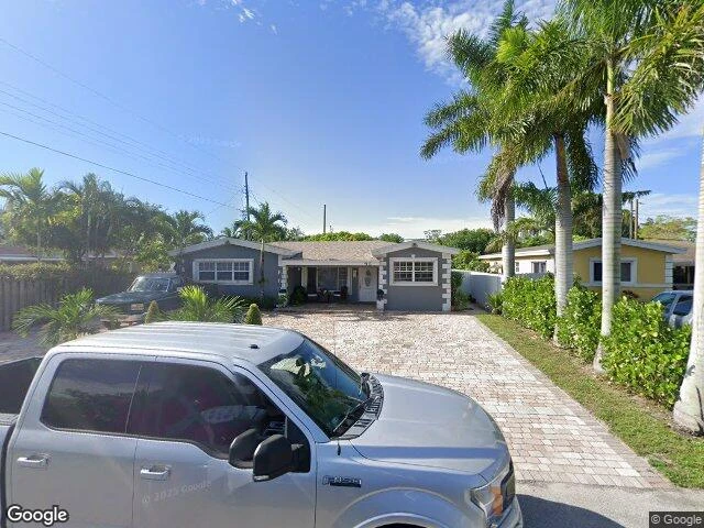 House image located at Hollywood, FL 33023