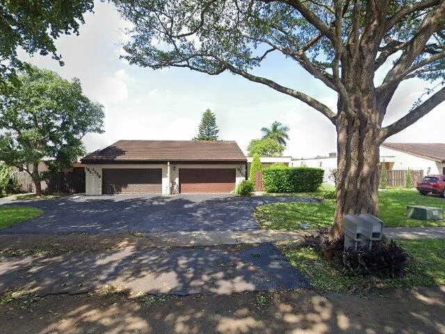 House image located at Hialeah, FL 33015