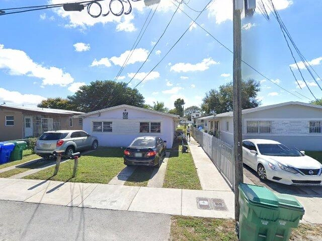 House image located at Miami, FL 33150