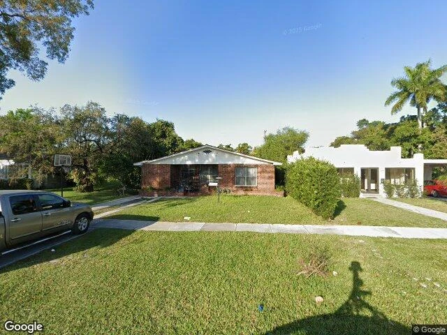 House image located at Miami, FL 33166