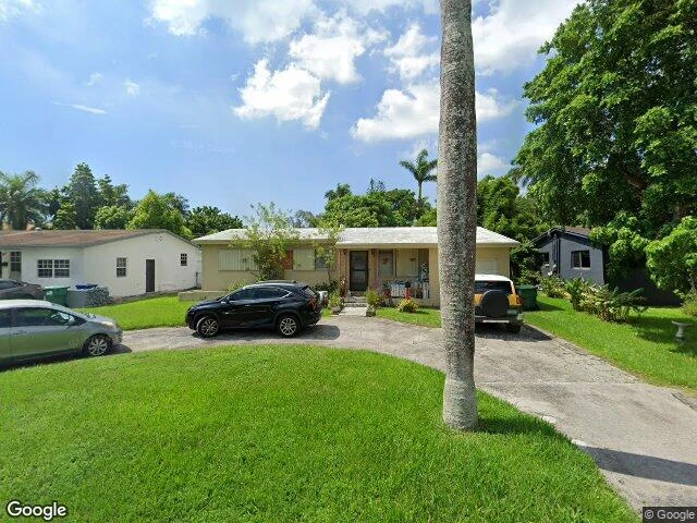 House image located at Miami, FL 33161