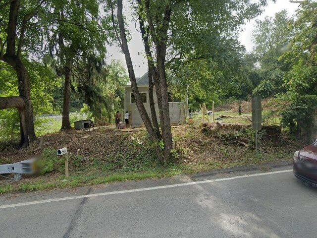 House image located at Elizabeth, PA 15037
