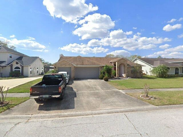 House image located at Valrico, FL 33596