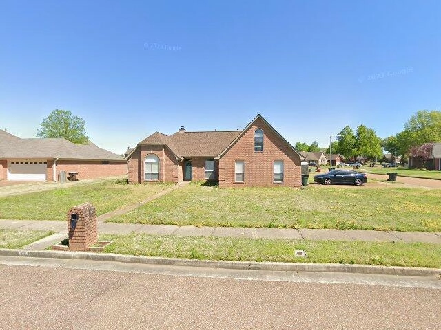 House image located at Memphis, TN 38135