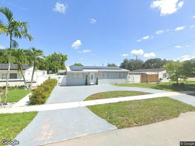 House image located at Hollywood, FL 33024