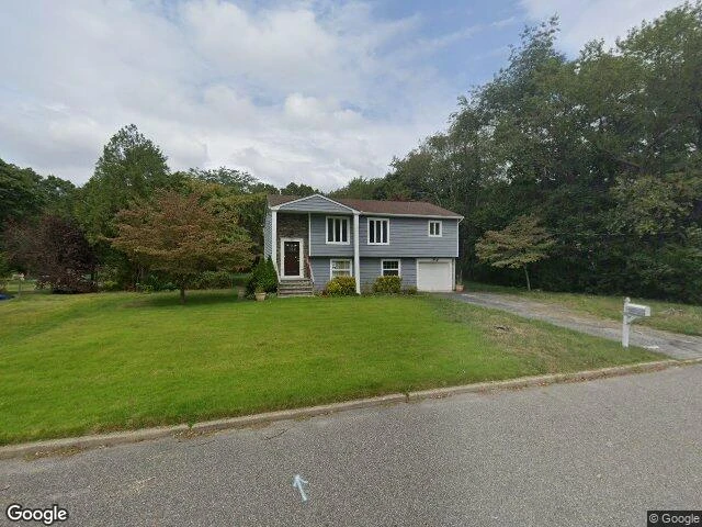 House image located at Islip Terrace, NY 11752