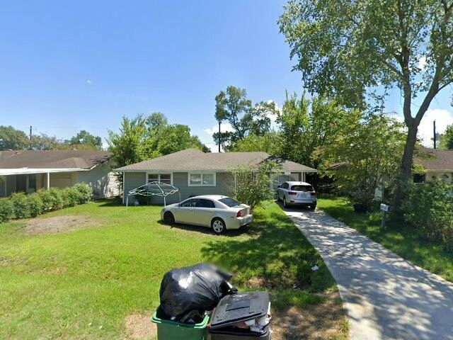 House image located at Houston, TX 77015