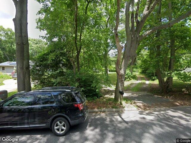 House image located at Hauppauge, NY 11788