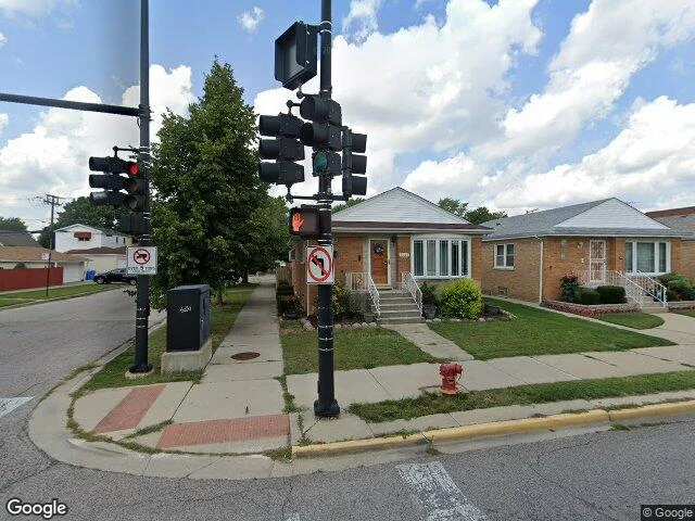 House image located at Chicago, IL 60656
