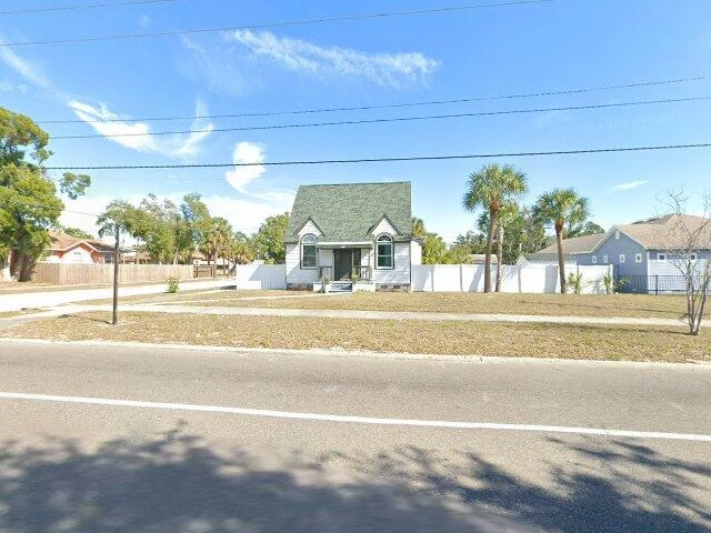 House image located at Saint Petersburg, FL 33705