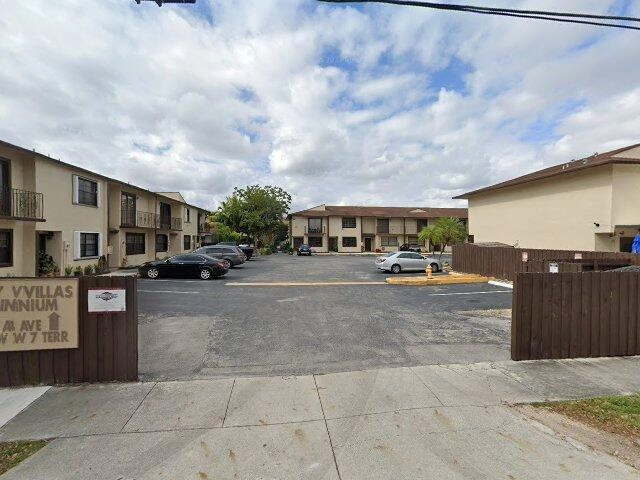 House image located at Miami, FL 33174