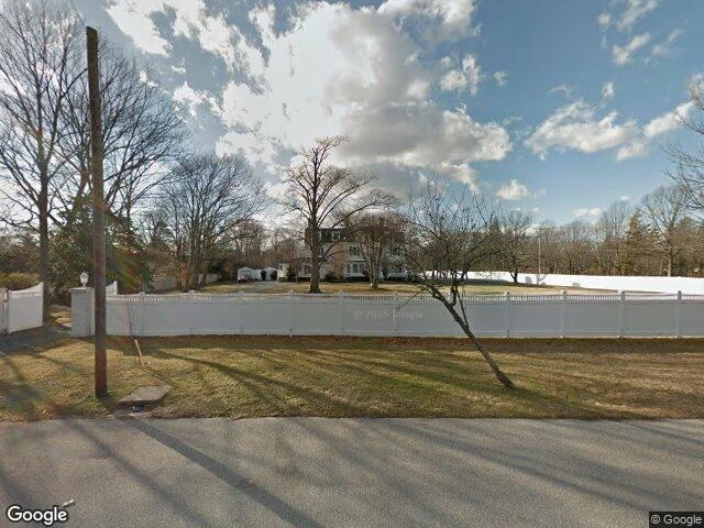 House image located at Bay Shore, NY 11706