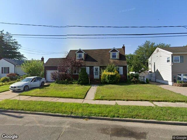 House image located at Massapequa, NY 11758