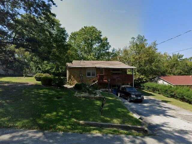 House image located at Neosho, MO 64850
