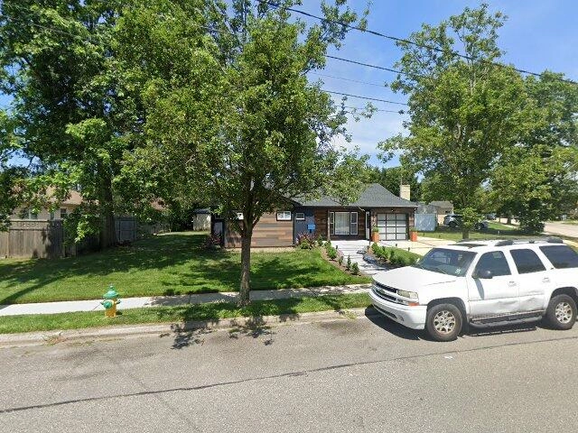 House image located at Freeport, NY 11520