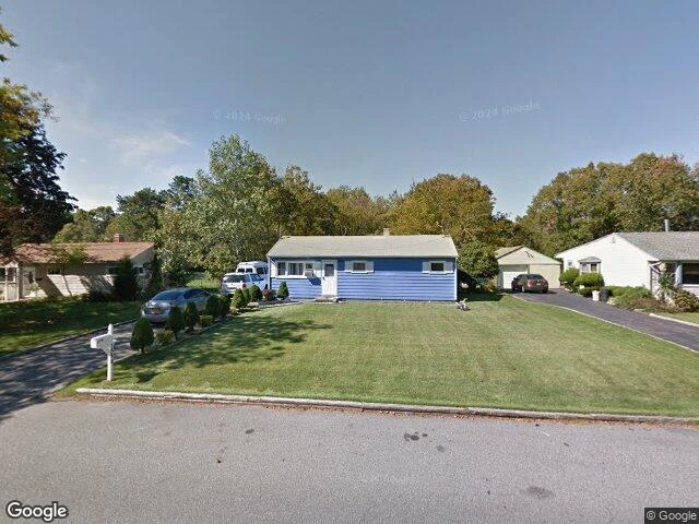 House image located at Bay Shore, NY 11706