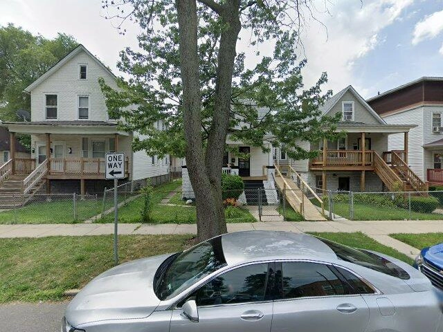 House image located at Chicago, IL 60628