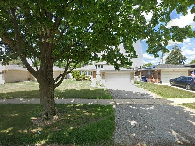 House image located at Des Plaines, IL 60016