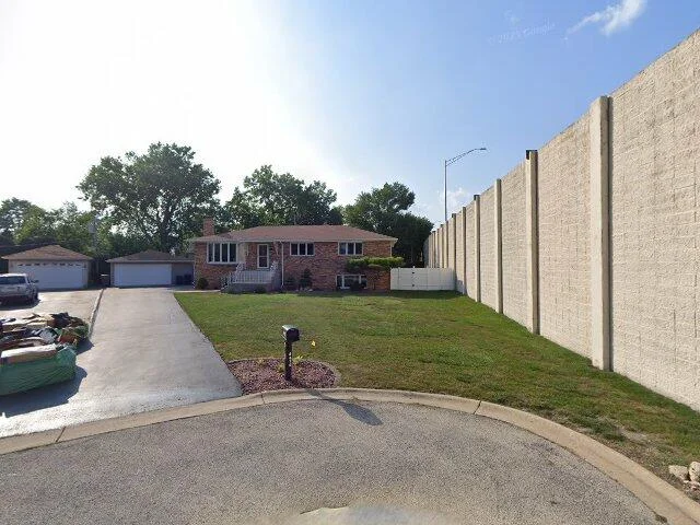 House image located at Hickory Hills, IL 60457