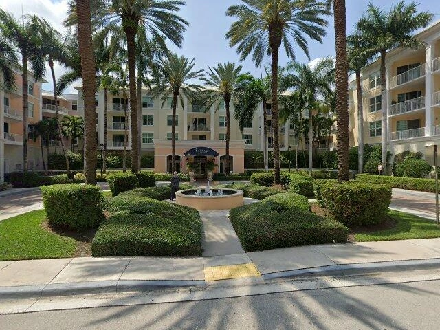 House image located at Lake Worth, FL 33462