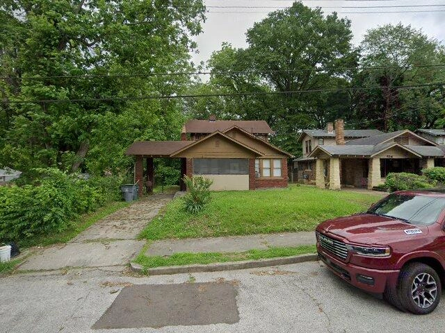 House image located at Memphis, TN 38111