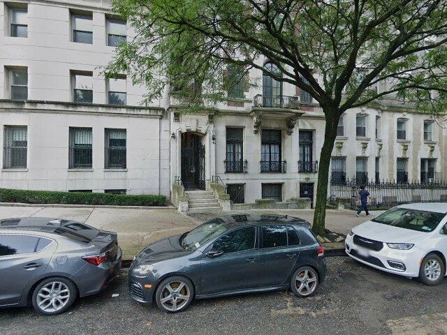 House image located at Tarpon Springs, FL 34689