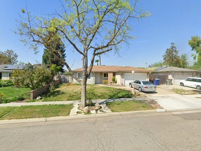 House image located at Fresno, CA 93727